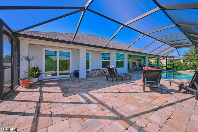 3 bedroom SingleFamilyResidence at 1411 SW 1st St, Cape Coral, Cape Coral — photo 4