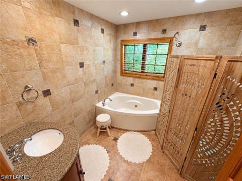 1374 13th St N, Naples FL - photo 11 of 21