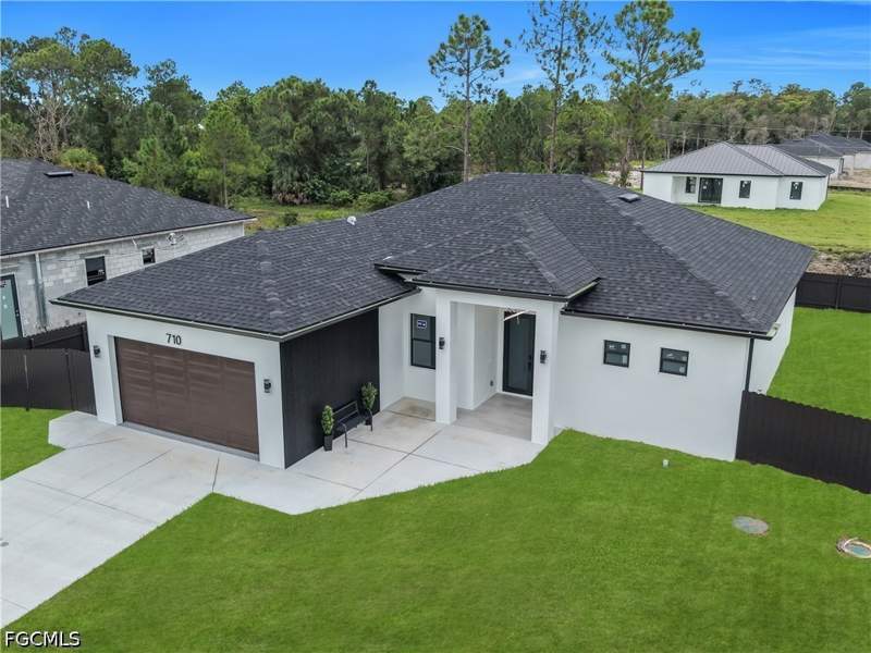 3 bedroom SingleFamilyResidence at 710 E Almelia St, Lehigh Acres, Lehigh Acres — photo 4