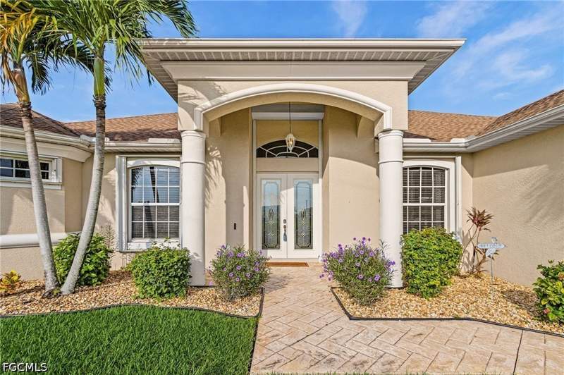 3 bedroom SingleFamilyResidence at 128 NW 37th Pl, Cape Coral, Cape Coral — photo 4