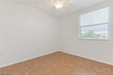 15401 Bellamar Cir 621, Fort Myers FL - photo 11 of 18