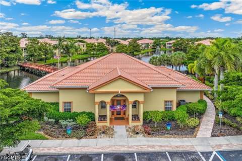 15401 Bellamar Cir 621, Fort Myers FL - photo 17 of 18