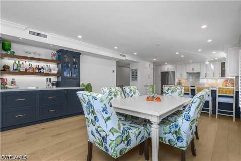 1717 Gulf Shore Blvd N 101, Naples FL - photo 13 of 47