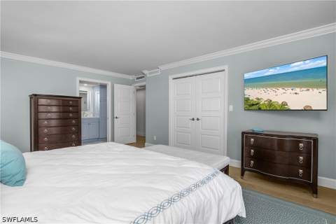 1717 Gulf Shore Blvd N 101, Naples FL - photo 21 of 47