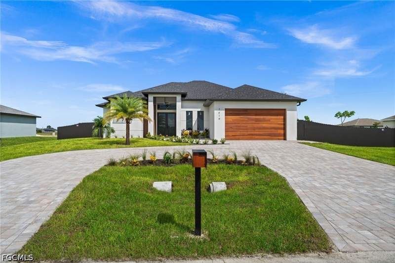 3 bedroom SingleFamilyResidence at 2619 NW Juanita Pl, Cape Coral, Cape Coral — photo 2