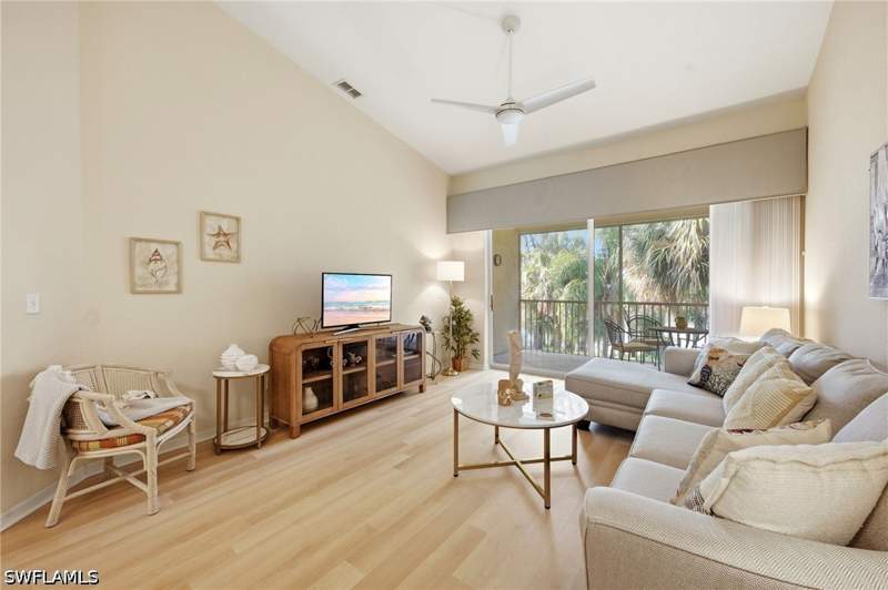 2 bedroom Condominium at 1240 Sarah Jean Cir 205, Westgate At Imperial Golf Estates, Naples — photo 5