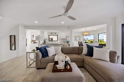 1311 Chesapeake Ave 4A, Naples FL - photo 11 of 50