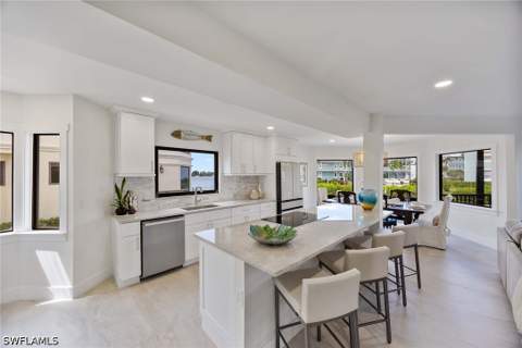 1311 Chesapeake Ave 4A, Naples FL - photo 7 of 50