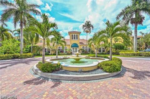 4630 Saint Croix Ln 834, Naples FL - photo 11 of 16