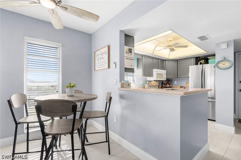 2 bedroom Condominium at 53 High Point Cir W 310, High Point Country Club, Naples — photo 5