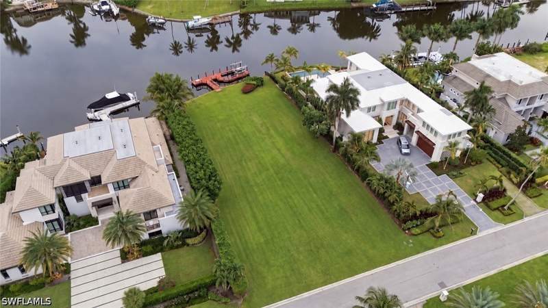 3 bedroom SingleFamilyResidence at 3191 Gin Ln, Port Royal, Naples — photo 3