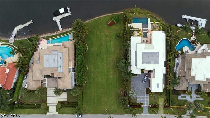 3 bedroom SingleFamilyResidence at 3191 Gin Ln, Port Royal, Naples — photo 4