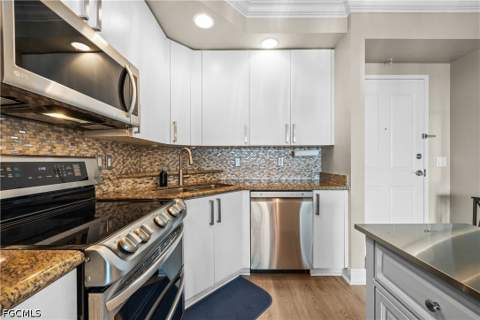 2825 Palm Beach Blvd 616, Fort Myers FL - photo 9 of 55