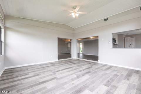16737 Pheasant Ct, Fort Myers FL - photo 14 of 41