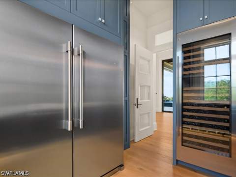 7409 Bay Colony Dr, Naples FL - photo 16 of 44