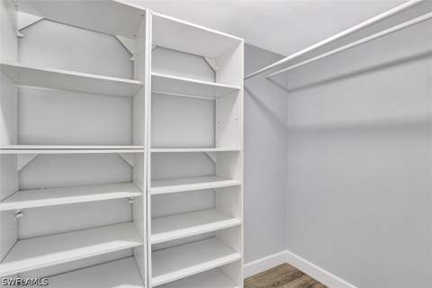 533 Landmark Dr, Naples FL - photo 10 of 20