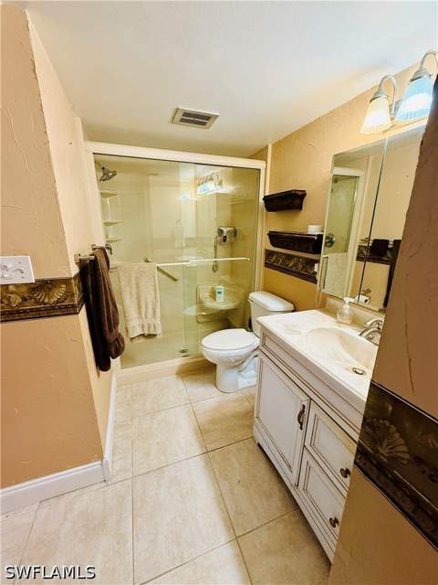 200 Valley Stream Dr 4B, Naples FL - photo 15 of 21