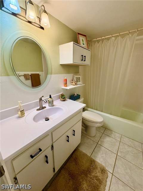 200 Valley Stream Dr 4B, Naples FL - photo 18 of 21