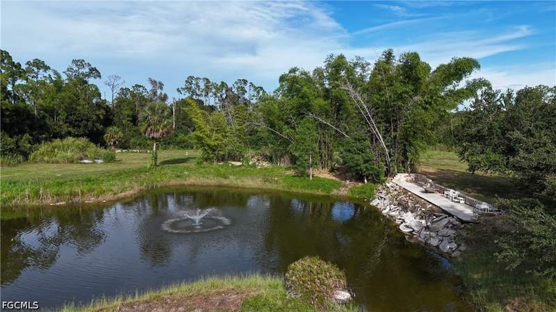 2 bedroom ManufacturedHome at 10871 Shirley Ln, North Fort Myers, North Fort Myers — photo 2