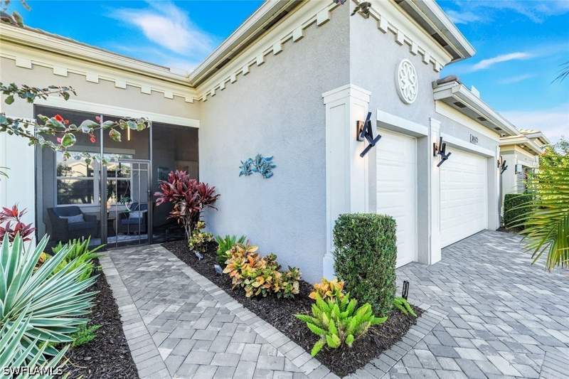 3 bedroom SingleFamilyResidence at 28560 Twain Dr, Valencia Bonita, Bonita Springs — photo 2