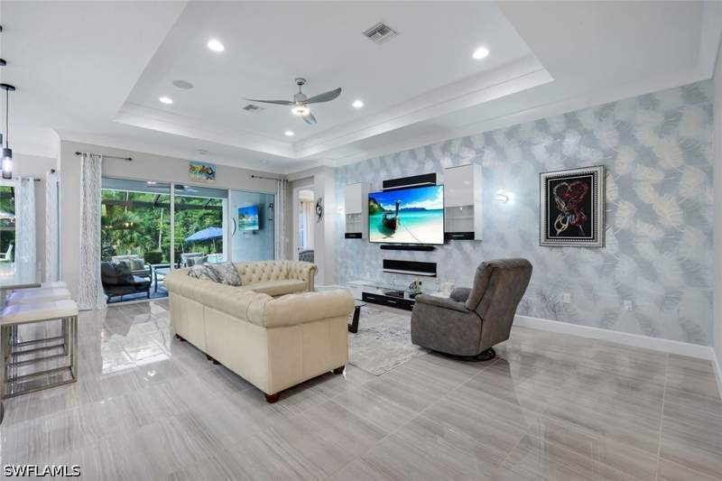 3 bedroom SingleFamilyResidence at 28560 Twain Dr, Valencia Bonita, Bonita Springs — photo 5