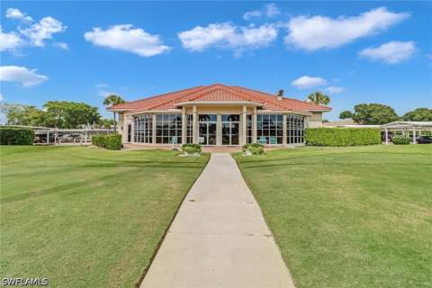 37 High Point Cir E 505, Naples FL - photo 8 of 24