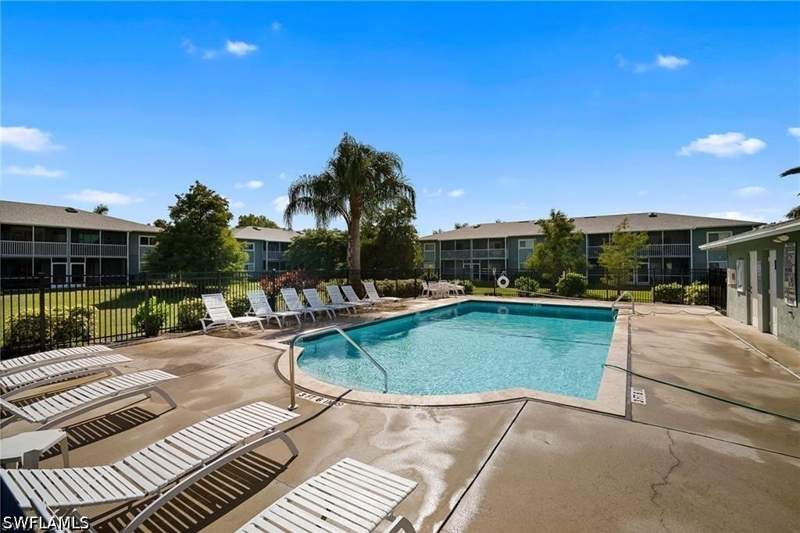 2 bedroom Condominium at 144 Cypress Way E 707, Naples Keep, Naples — photo 2