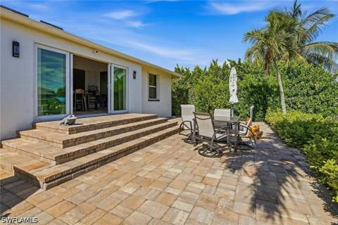 131 San Salvador St, Naples FL - photo 8 of 42