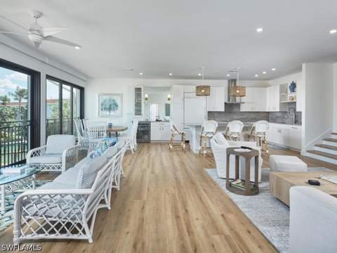 2230 Gulf Shore Blvd N T4, Naples FL - photo 6 of 36