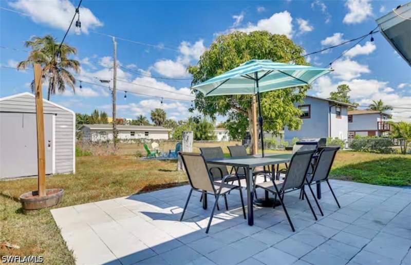 3 bedroom SingleFamilyResidence at 4630 New Haven Dr, Harlem Heights, Fort Myers — photo 4