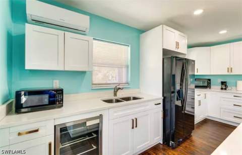 4630 New Haven Dr, Fort Myers FL - photo 9 of 24