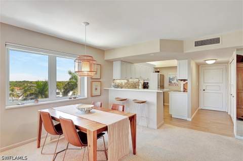 2150 Gulf Shore Blvd N 703, Naples FL - photo 10 of 41