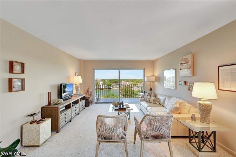 2 bedroom Condominium at 2150 Gulf Shore Blvd N 703, Kings Port, Naples — photo 3