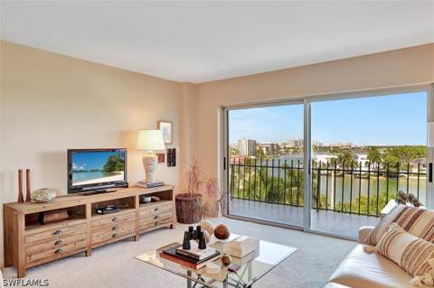 2150 Gulf Shore Blvd N 703, Naples FL - photo 6 of 41