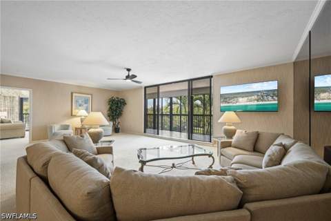 6075 Pelican Bay Blvd 201, Naples FL - photo 15 of 49