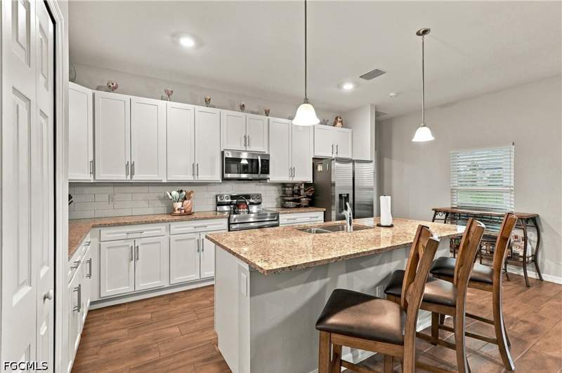 4 bedroom SingleFamilyResidence at 3225 NW 21st St, Cape Coral, Cape Coral — photo 4