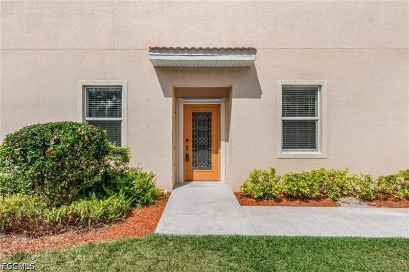3 bedroom Townhouse at 10140 Via Colomba Cir, Marbella On Cypress, Fort Myers — photo 5