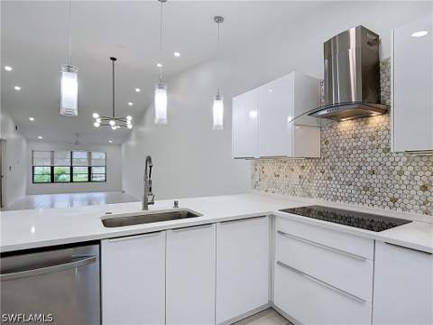 4079 Northlight Dr 2, Naples FL - photo 8 of 41