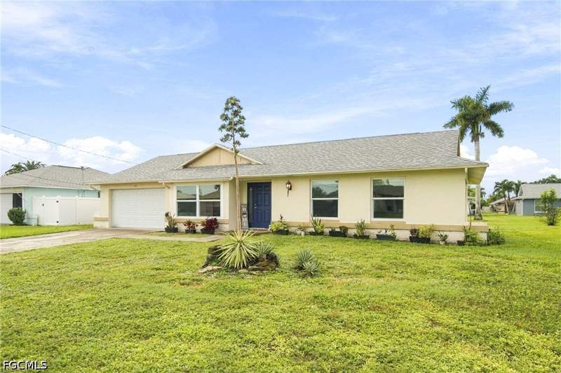 3 bedroom SingleFamilyResidence at 222 SW 44th St, Cape Coral, Cape Coral — photo 5
