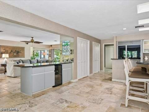 8 Stonehedge Pt, Naples FL - photo 7 of 44