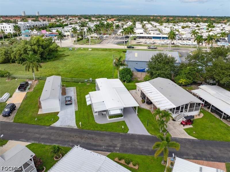 2 bedroom ManufacturedHome at 160 Adrienne Dr, Thunderbird Mobile Homes, Fort Myers — photo 5