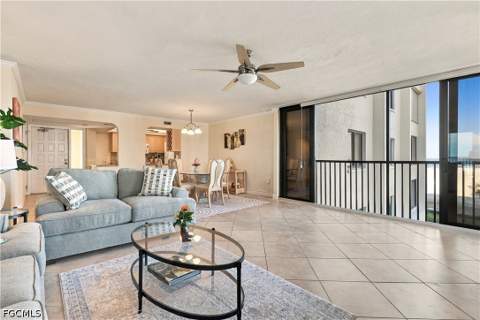 6660 Estero Blvd 303, Fort Myers Beach FL - photo 13 of 39
