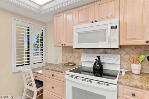 6660 Estero Blvd 303, Fort Myers Beach FL - photo 18 of 39
