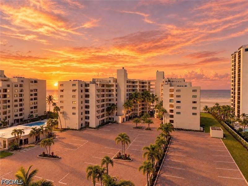 2 bedroom Condominium at 6660 Estero Blvd 303, Sandarac Condo, Fort Myers Beach — photo 2