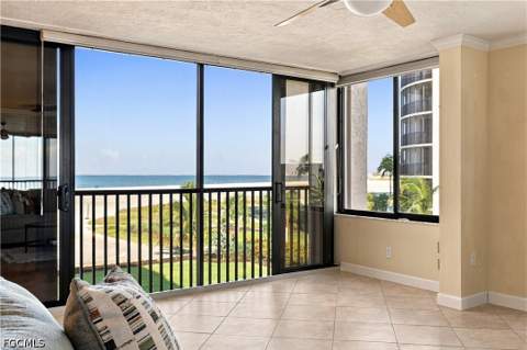 6660 Estero Blvd 303, Fort Myers Beach FL - photo 9 of 39