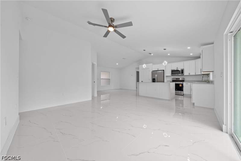 4 bedroom SingleFamilyResidence at 6018 Paula Ave N, Lehigh Acres, Lehigh Acres — photo 3