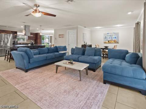 5272 Myrtle Ln, Naples FL - photo 10 of 32