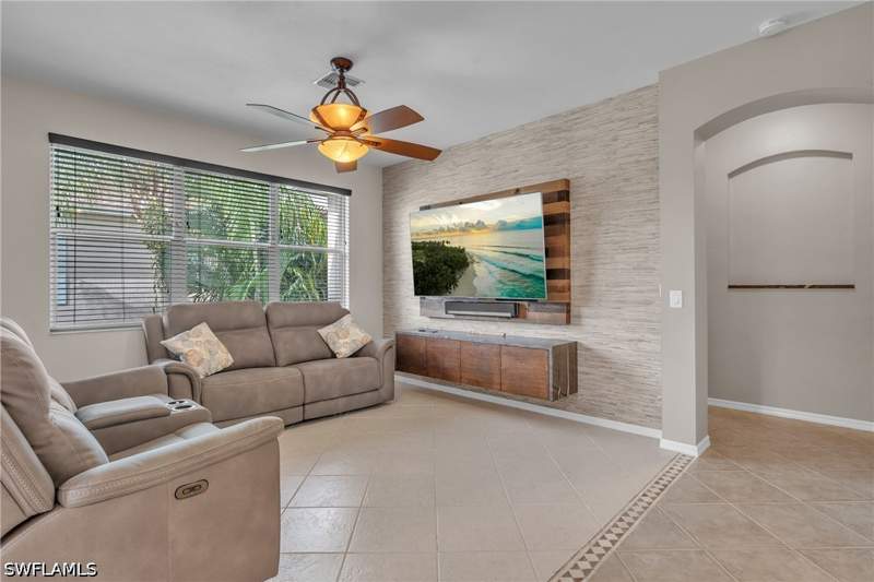 2 bedroom Condominium at 9601 Village View Blvd 201, Villages Of Bonita, Bonita Springs — photo 3