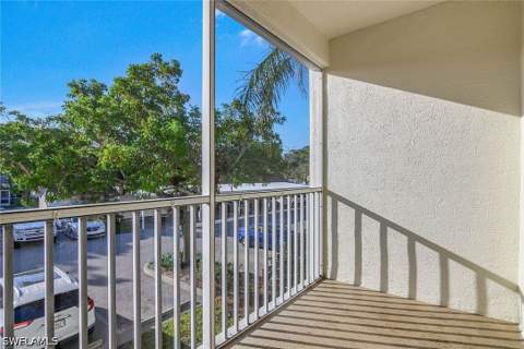4630 Saint Croix Ln 824, Naples FL - photo 19 of 22