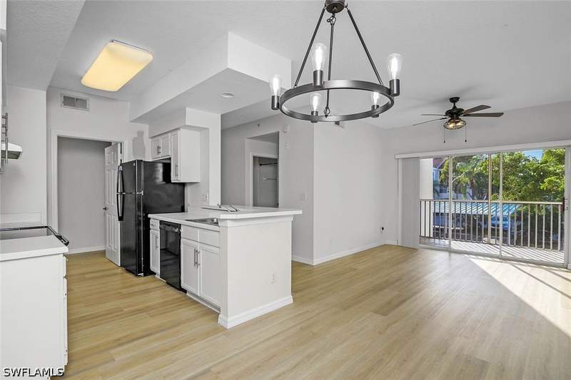 2 bedroom Condominium at 4630 Saint Croix Ln 824, St Croix, Naples — photo 2